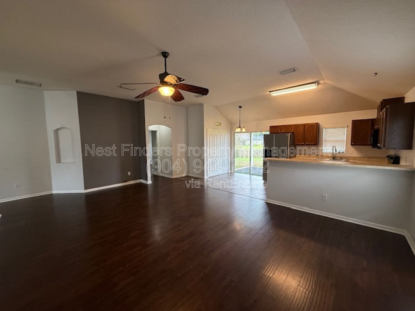 Beautiful 3-bedroom, 2-bathroom home for rent in Hayden Lakes on Jacksonville’s Northside! property image