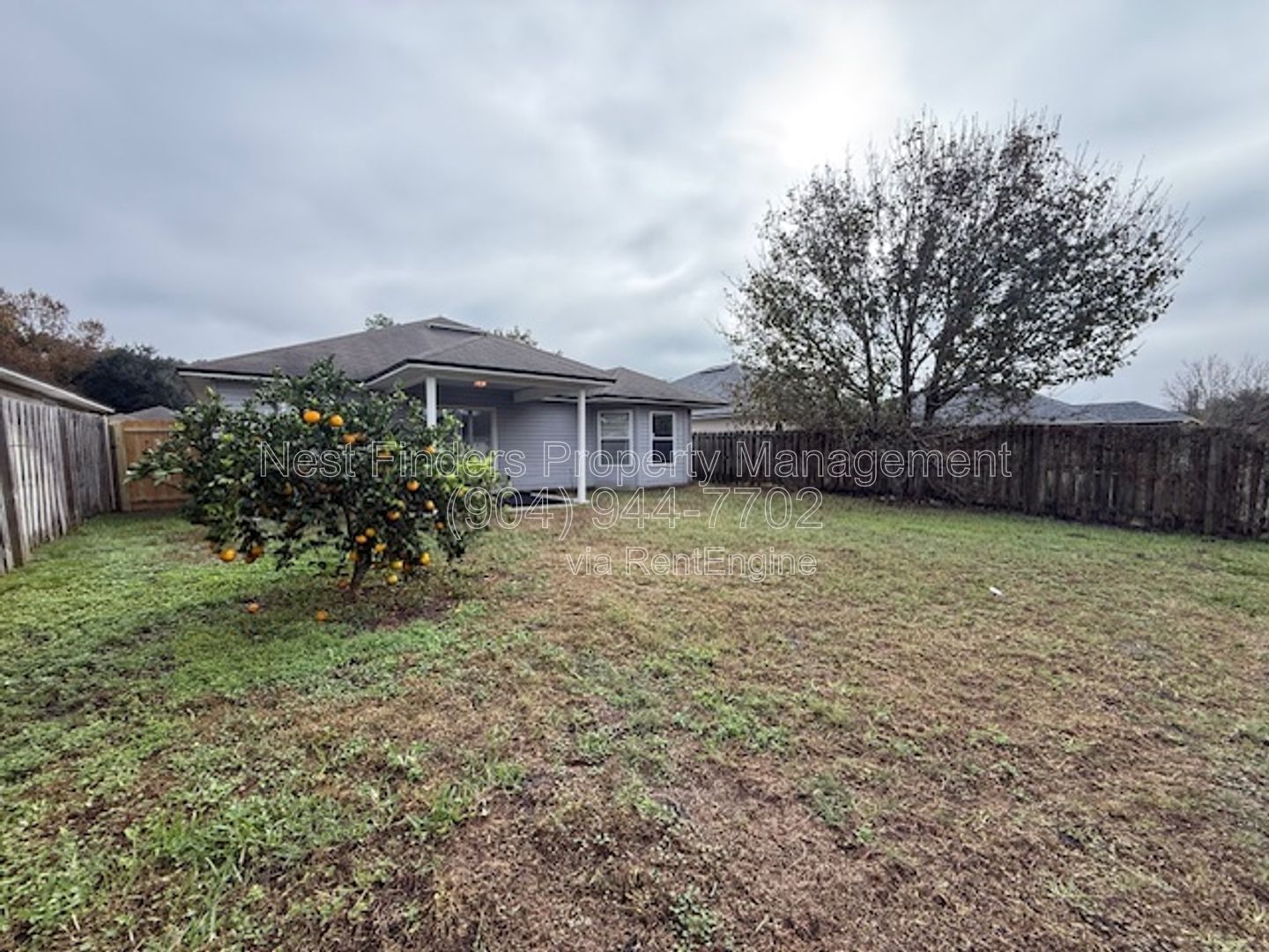 Beautiful 3-bedroom, 2-bathroom home for rent in Hayden Lakes on Jacksonville’s Northside! property image