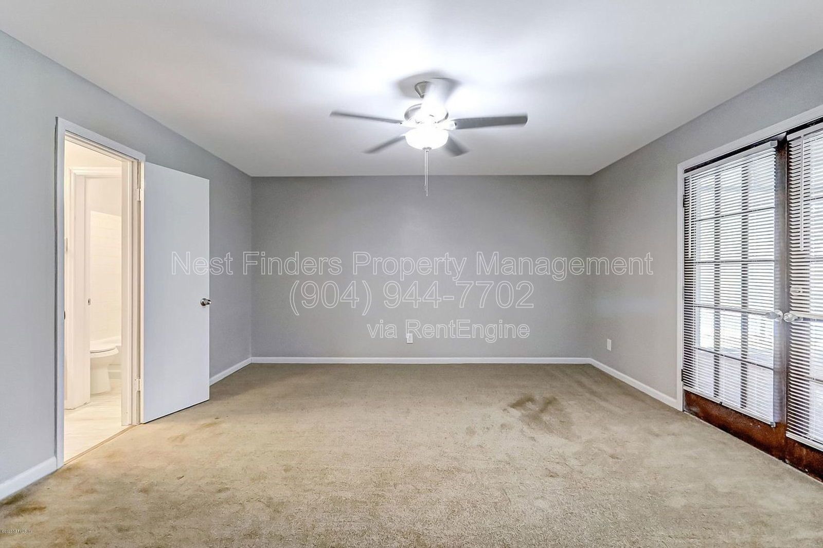 Beautiful 4 bedroom, 2 bathroom POOL home in Orange Park for rent! property image