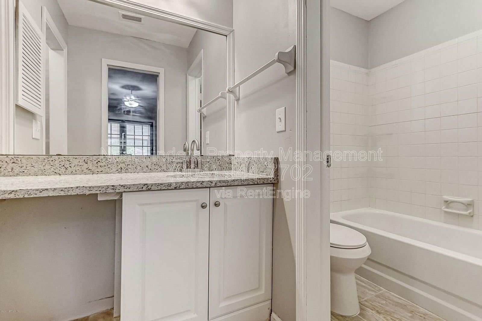 Beautiful 4 bedroom, 2 bathroom POOL home in Orange Park for rent! property image