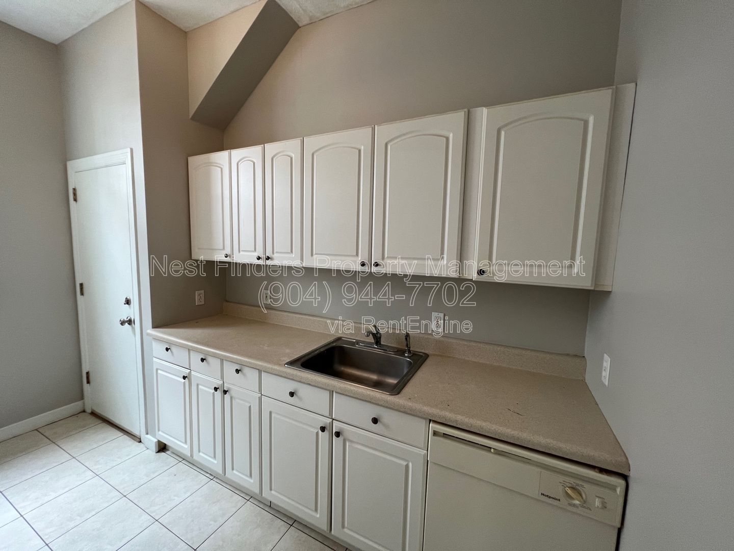 Spacious 1 bedroom, 1 bathroom unit for rent in Riverside! property image
