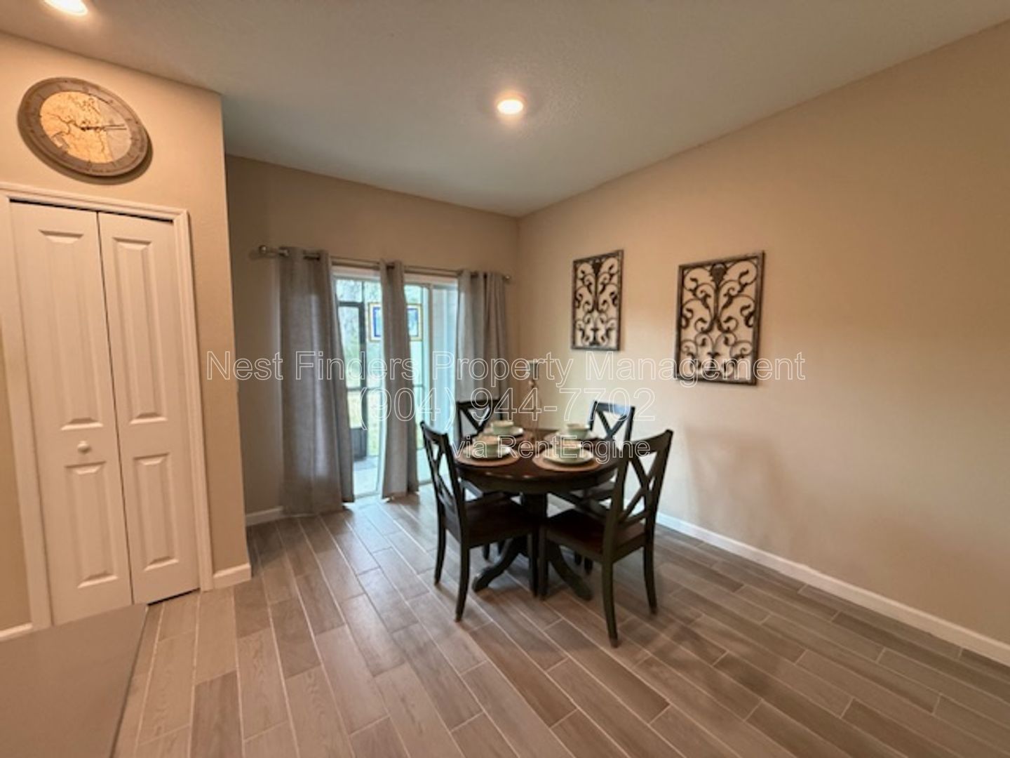 Beautiful 3-bedroom, 2.5-bathroom townhome available for rent in the desirable Atlantic Beach Preserve! property image