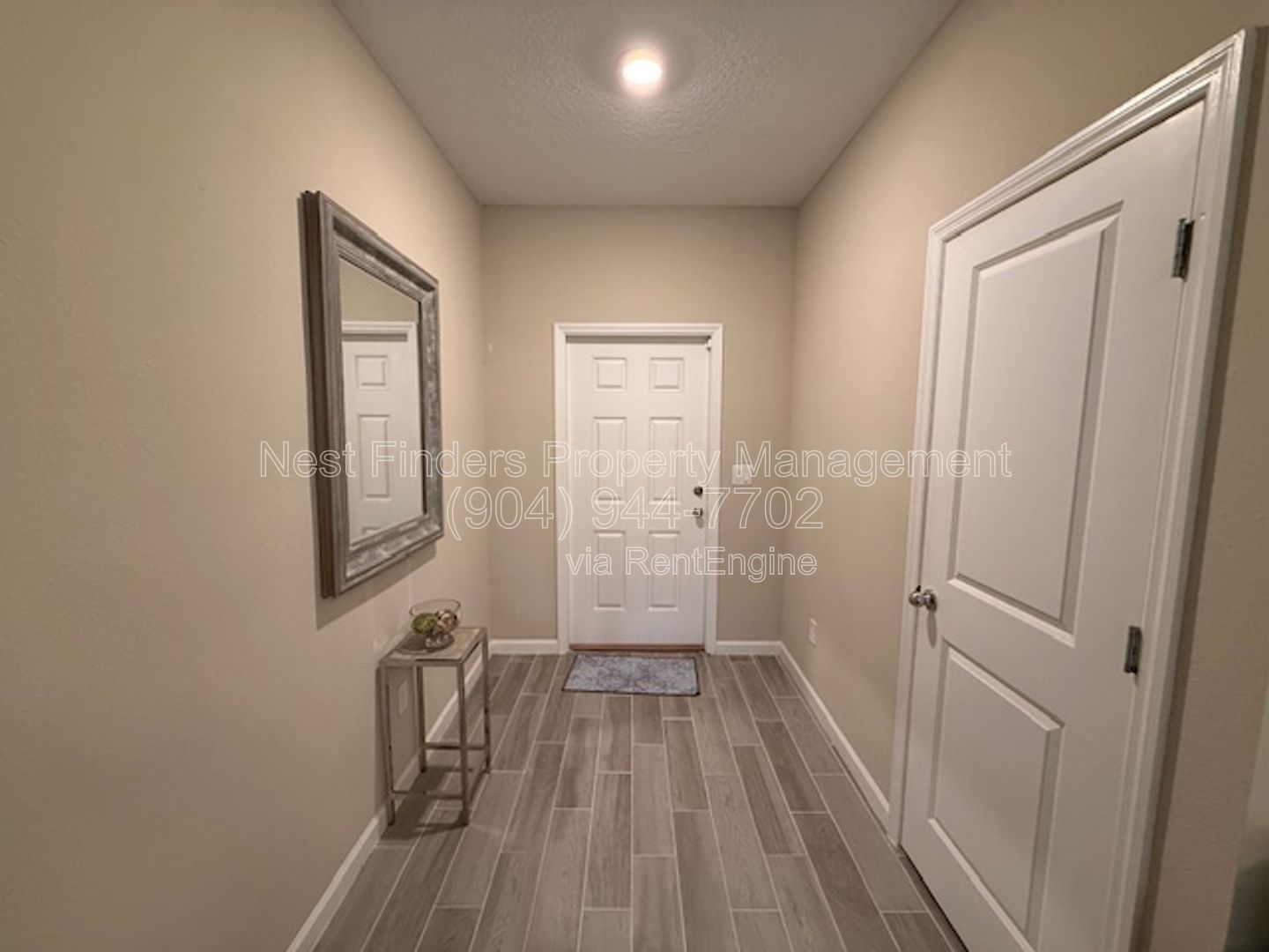 Beautiful 3-bedroom, 2.5-bathroom townhome available for rent in the desirable Atlantic Beach Preserve! property image
