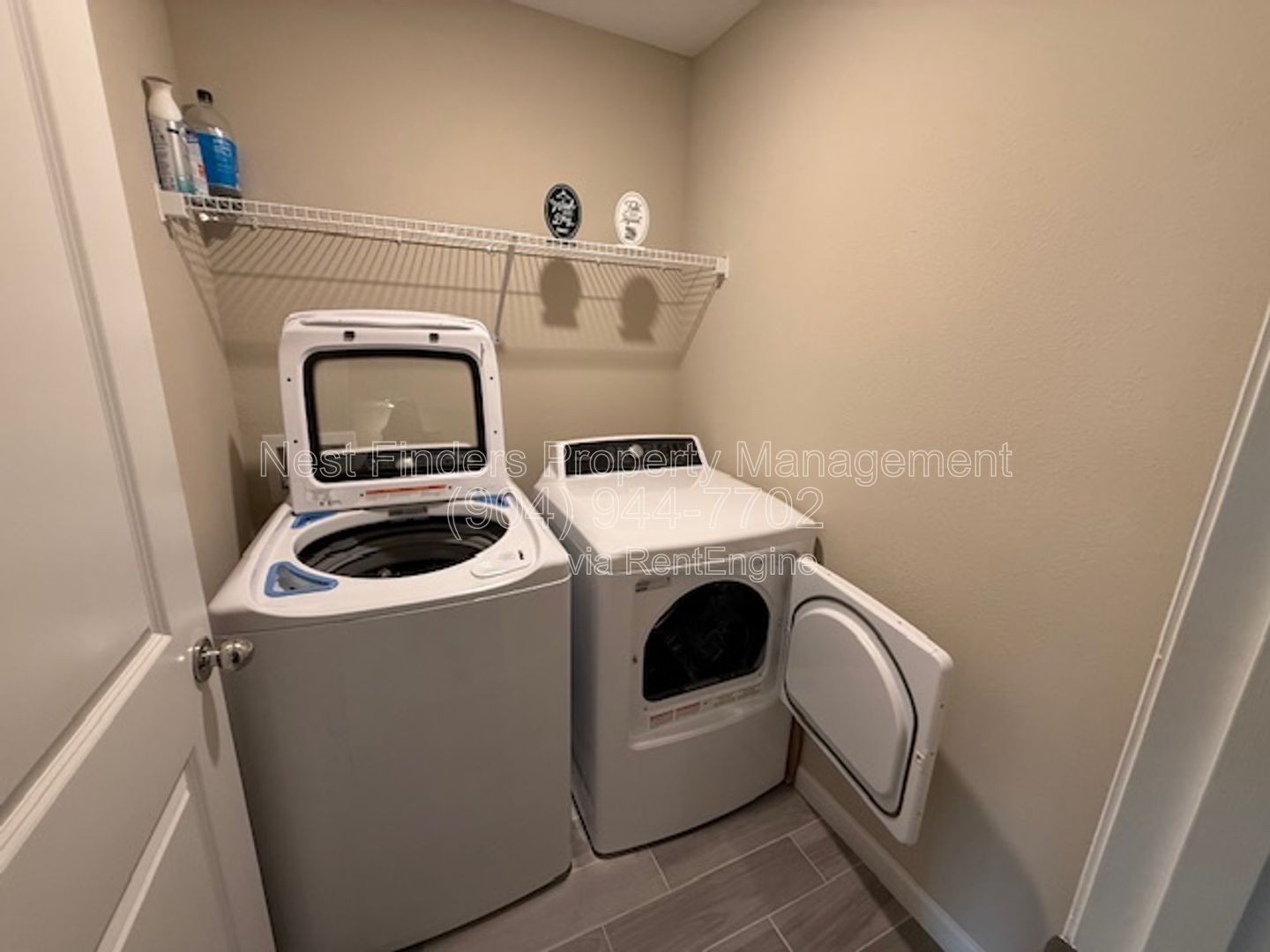 Beautiful 3-bedroom, 2.5-bathroom townhome available for rent in the desirable Atlantic Beach Preserve! property image