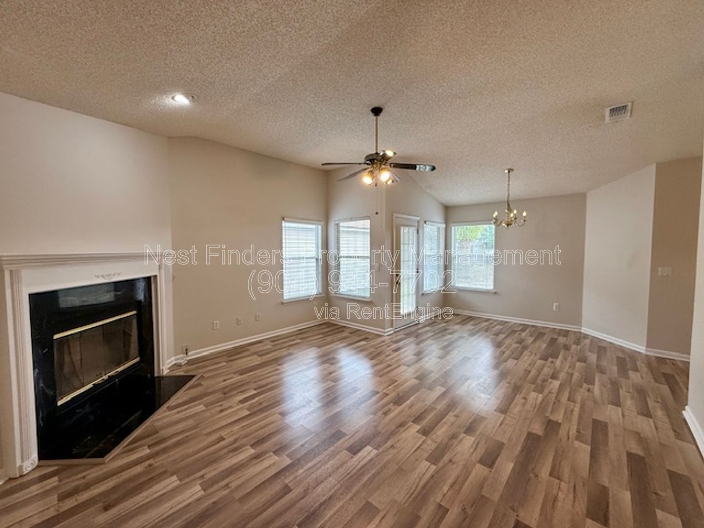 Nice 3-bedroom, 2-bathroom for rent in Villas at Cross Creek! property image