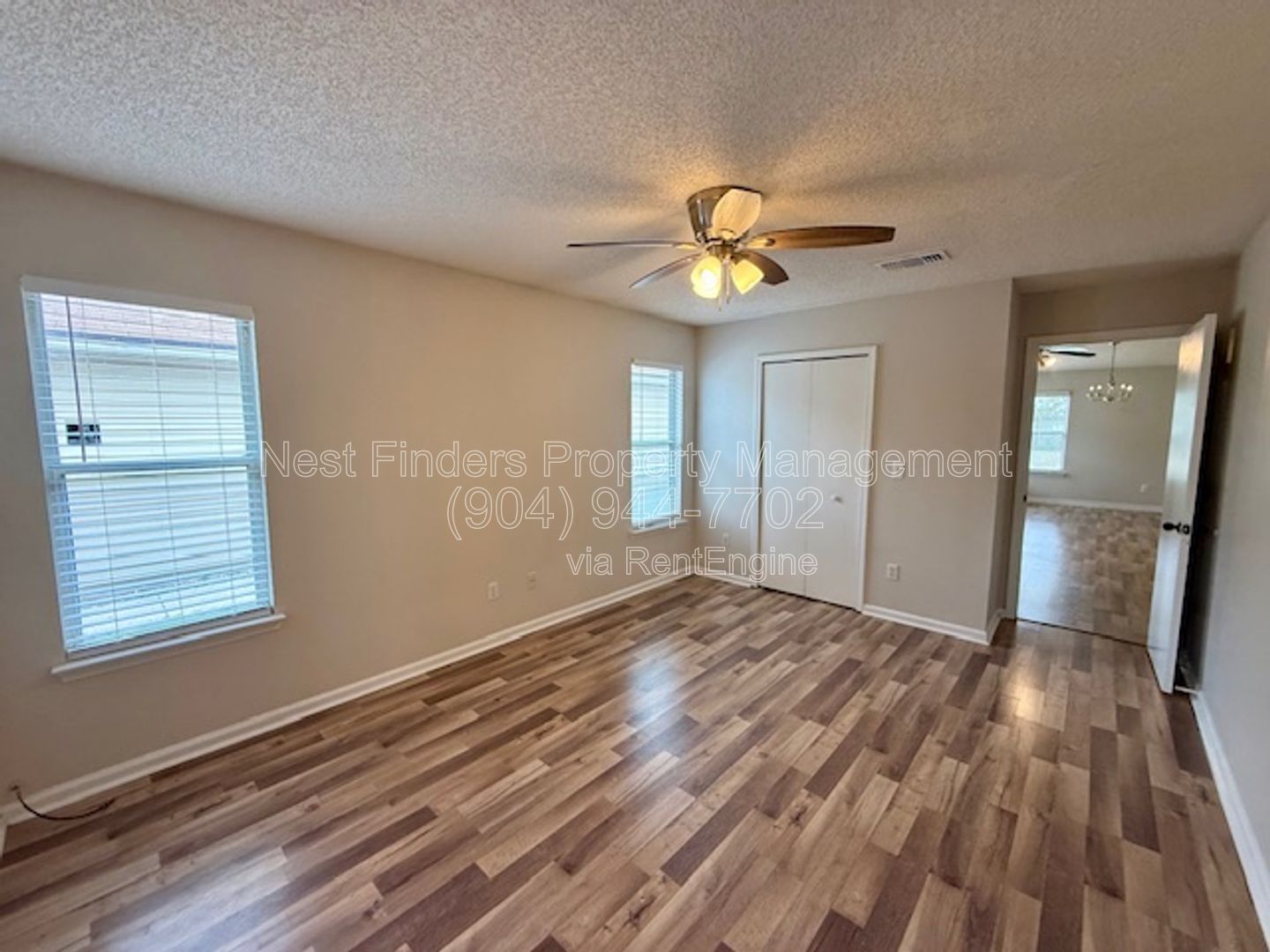 Nice 3-bedroom, 2-bathroom for rent in Villas at Cross Creek! property image