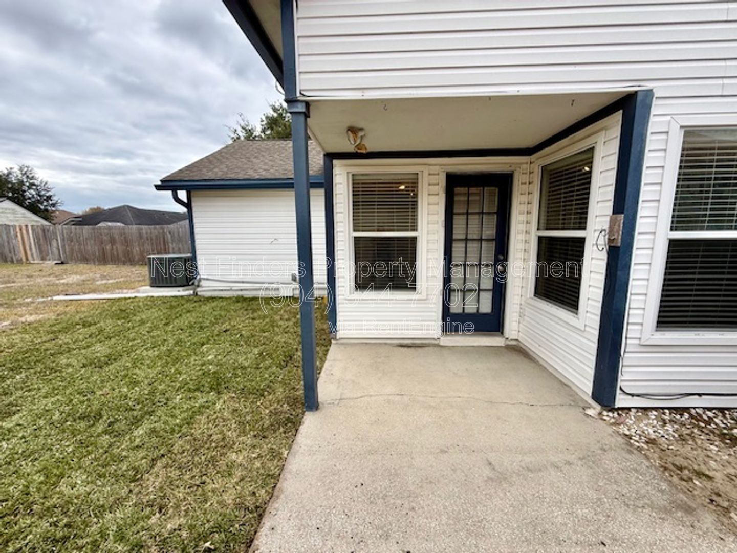 Nice 3-bedroom, 2-bathroom for rent in Villas at Cross Creek! property image