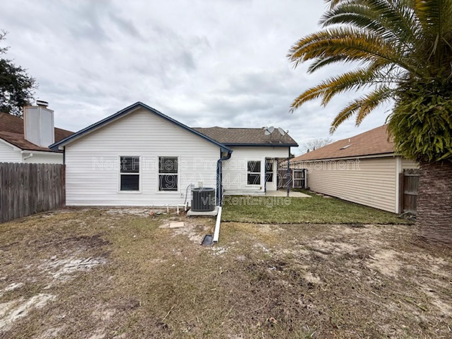 Nice 3-bedroom, 2-bathroom for rent in Villas at Cross Creek! property image