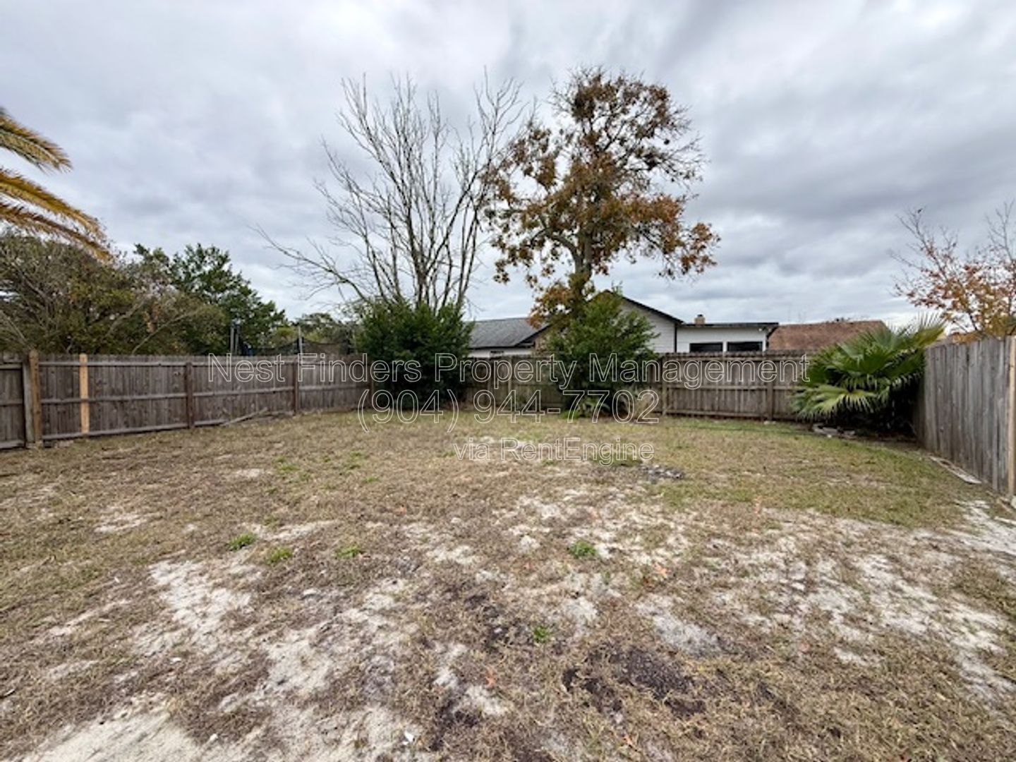 Nice 3-bedroom, 2-bathroom for rent in Villas at Cross Creek! property image