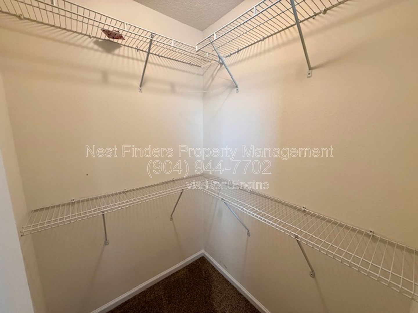 Beautiful 2 bedroom townhome for rent in Baypointe! property image