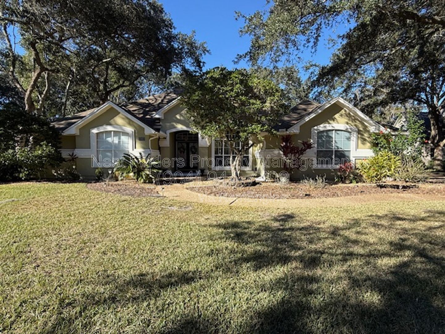 Spacious POOL home with golf course views for rent!! property image