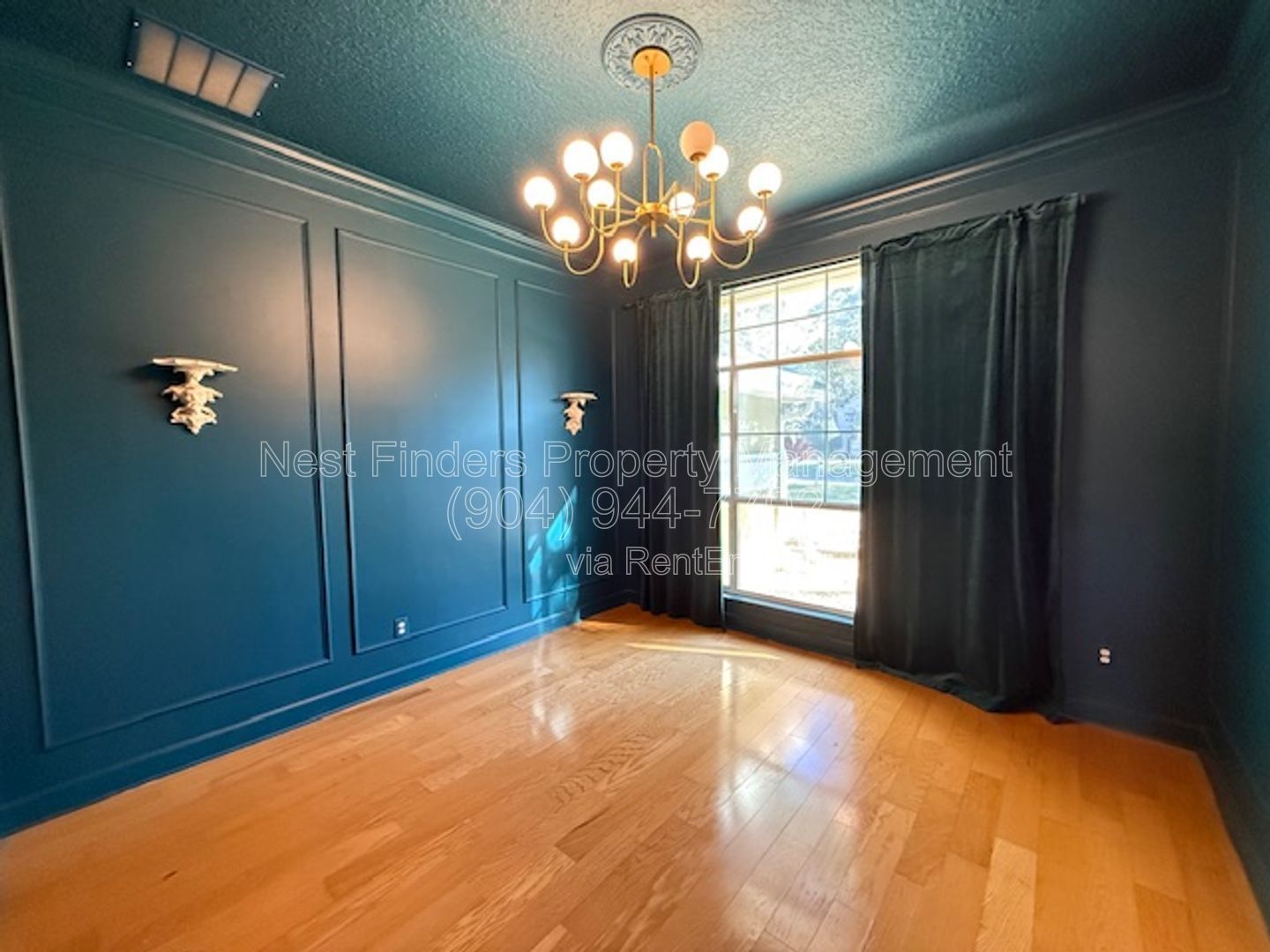 Spacious POOL home with golf course views for rent!! property image