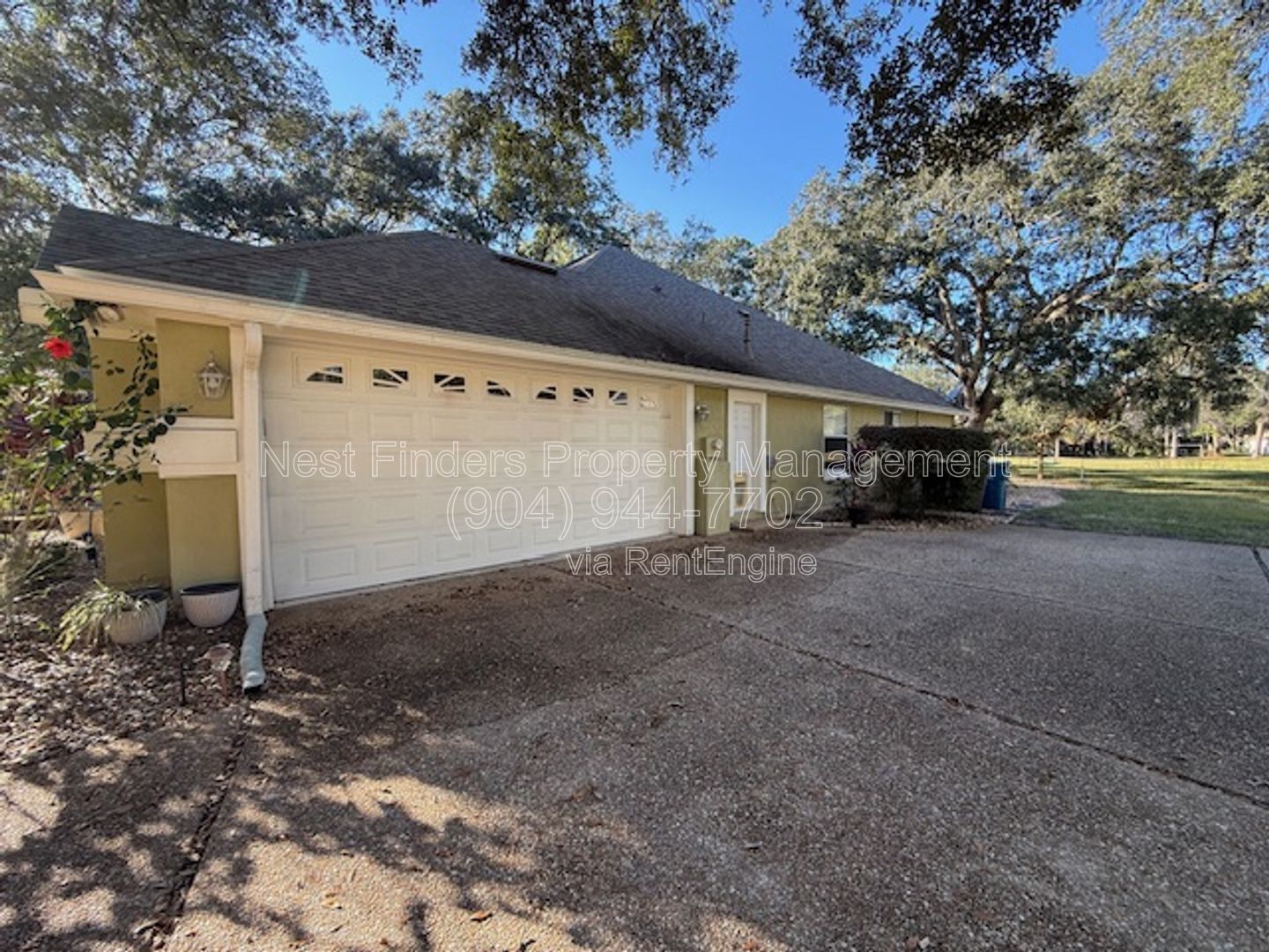 Spacious POOL home with golf course views for rent!! property image