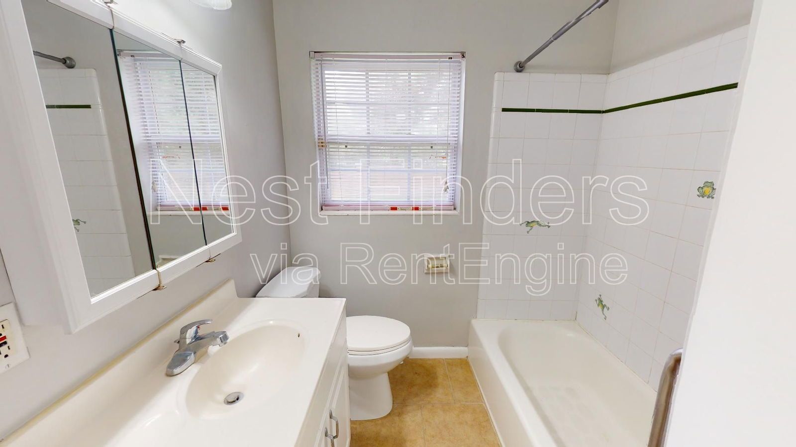 Well-Maintained 4-Bed, 2.5-Bath Home with Bonus Space in Southside property image