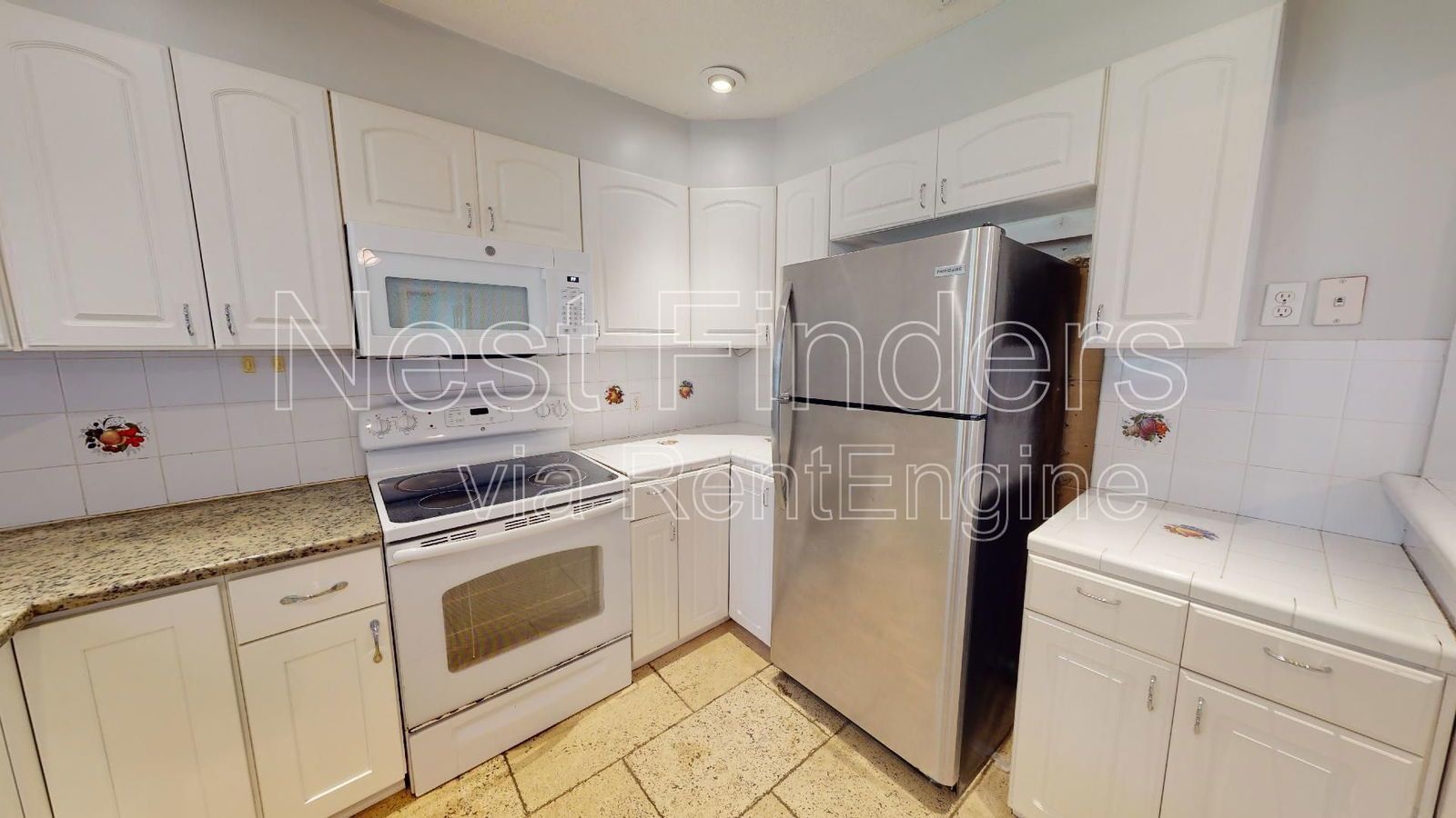 Well-Maintained 4-Bed, 2.5-Bath Home with Bonus Space in Southside property image