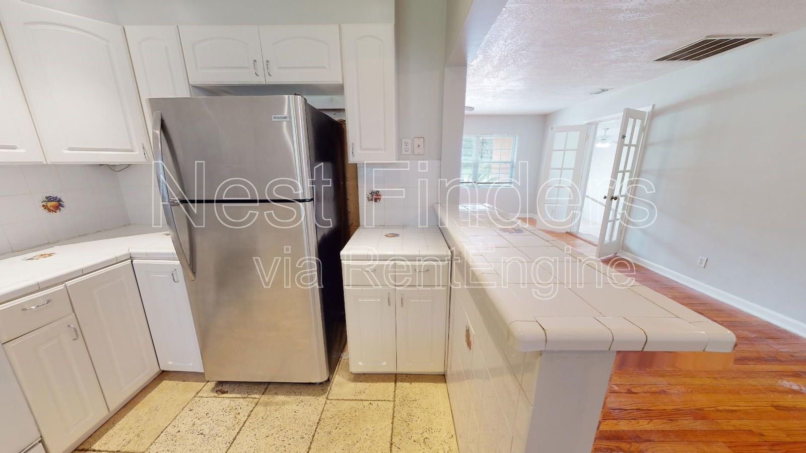 Well-Maintained 4-Bed, 2.5-Bath Home with Bonus Space in Southside property image