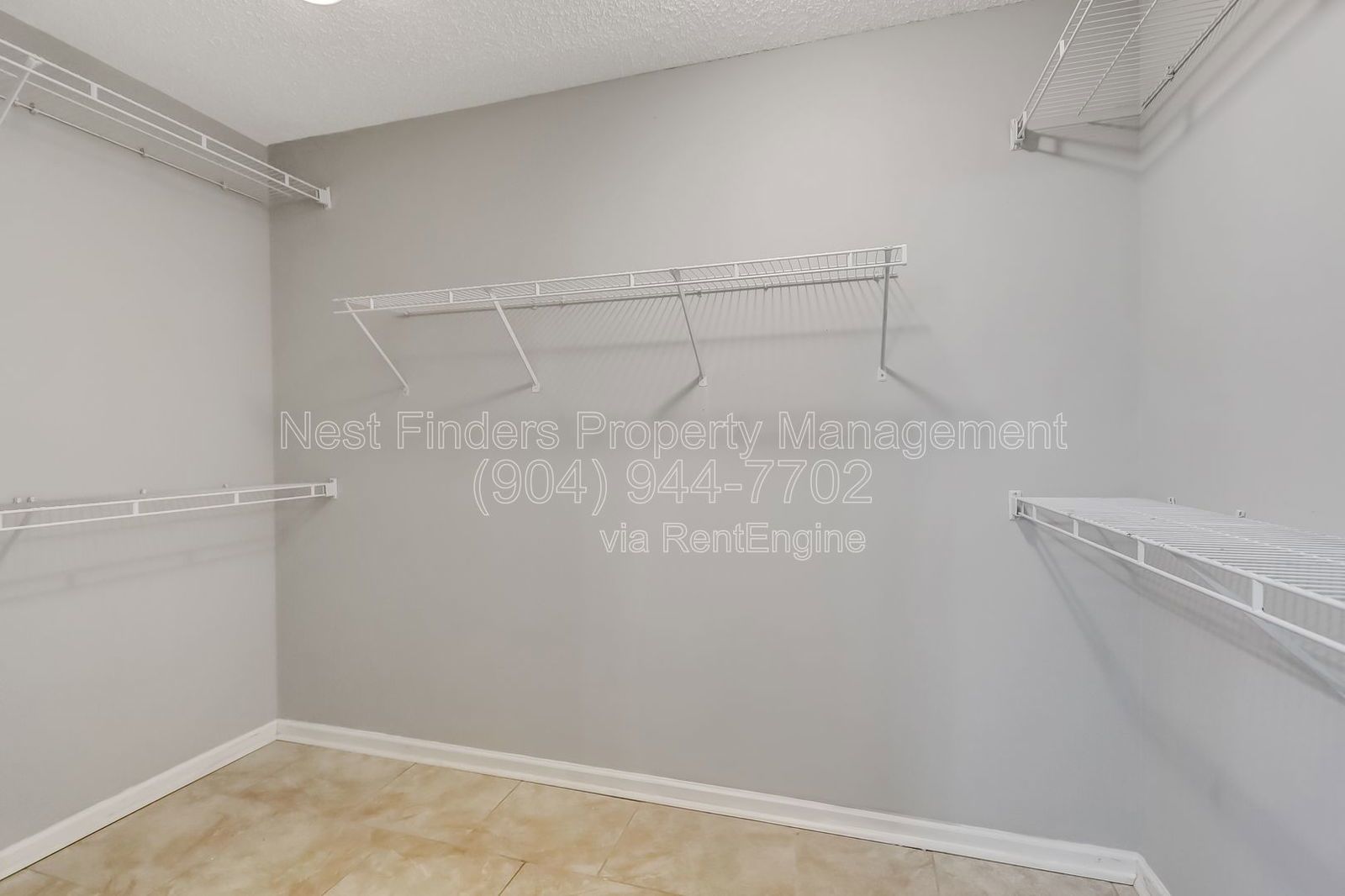 Nice three-bedroom, two-bath home for rent in the desirable Pine Crossing community property image