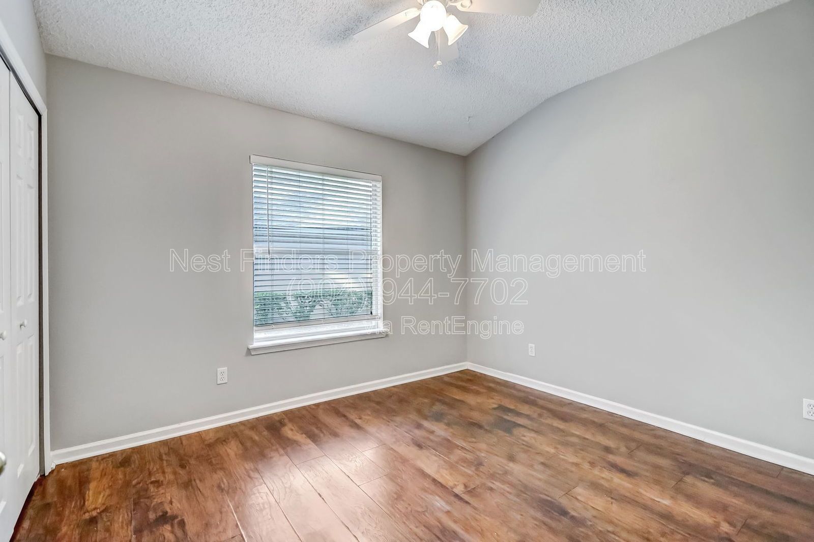 Nice three-bedroom, two-bath home for rent in the desirable Pine Crossing community property image