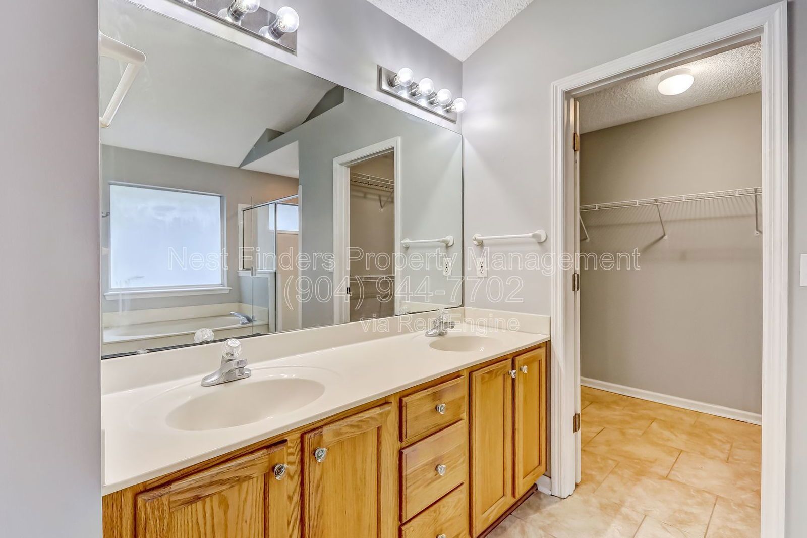 Nice three-bedroom, two-bath home for rent in the desirable Pine Crossing community property image