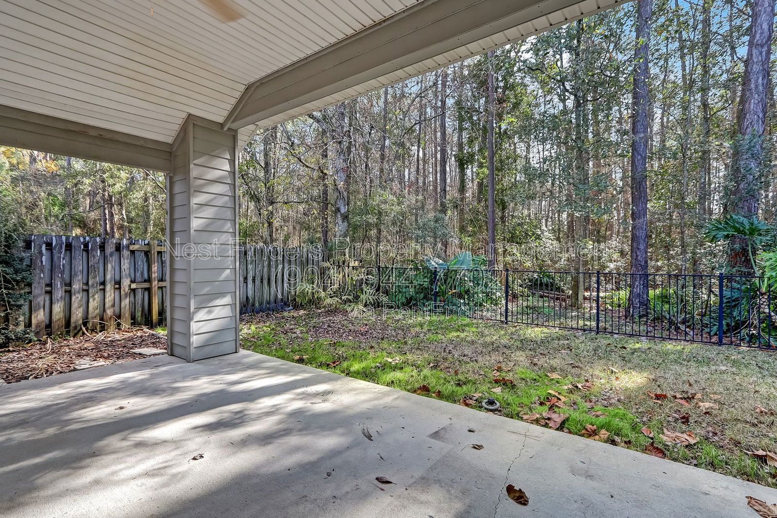 Nice three-bedroom, two-bath home for rent in the desirable Pine Crossing community property image