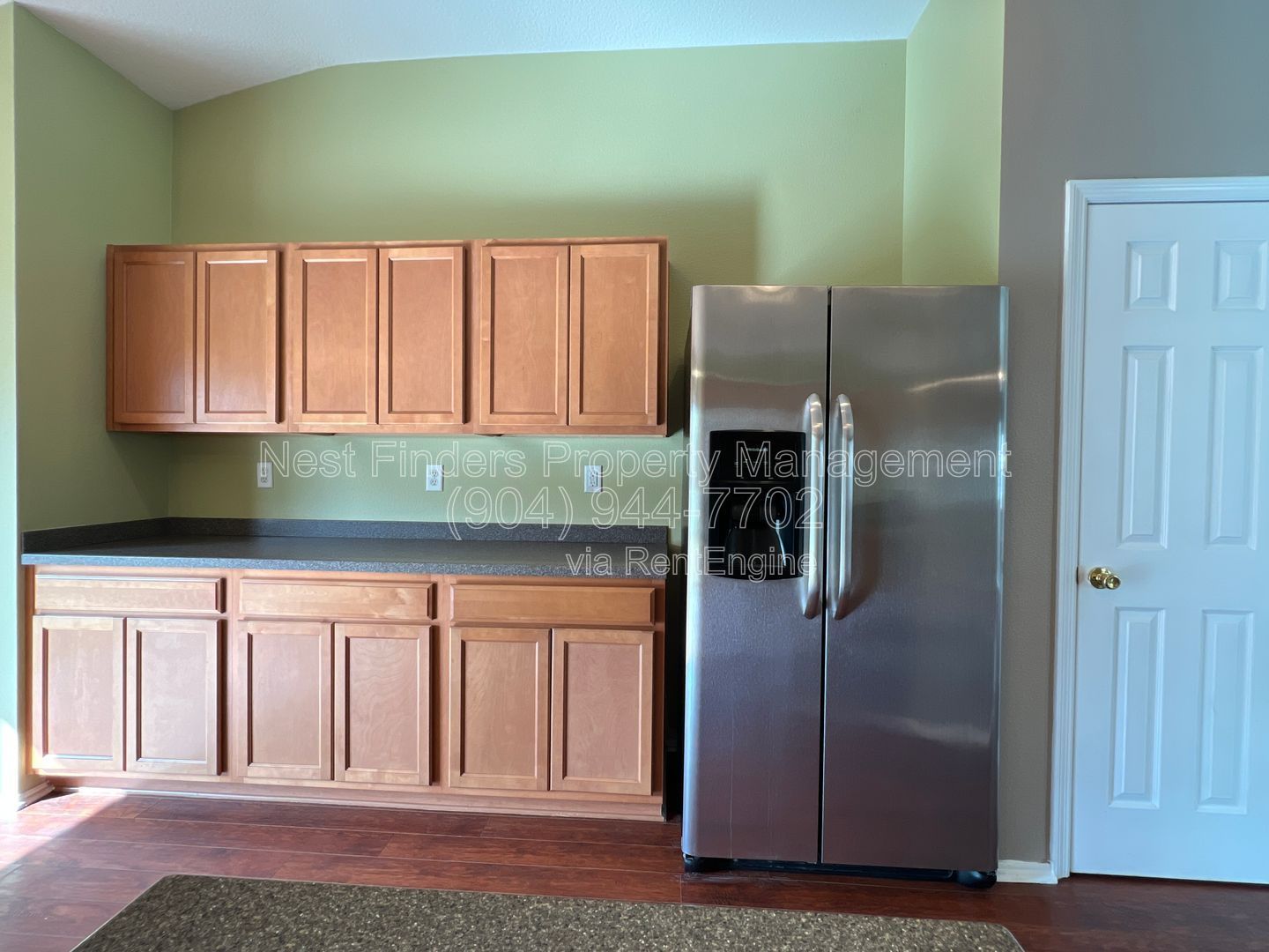 Waterfront home in desirable Waterleaf neighborhood with a great clubhouse pool and park! property image