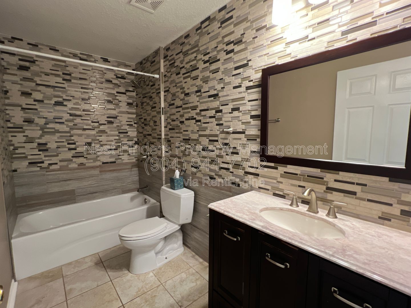 Waterfront home in desirable Waterleaf neighborhood with a great clubhouse pool and park! property image