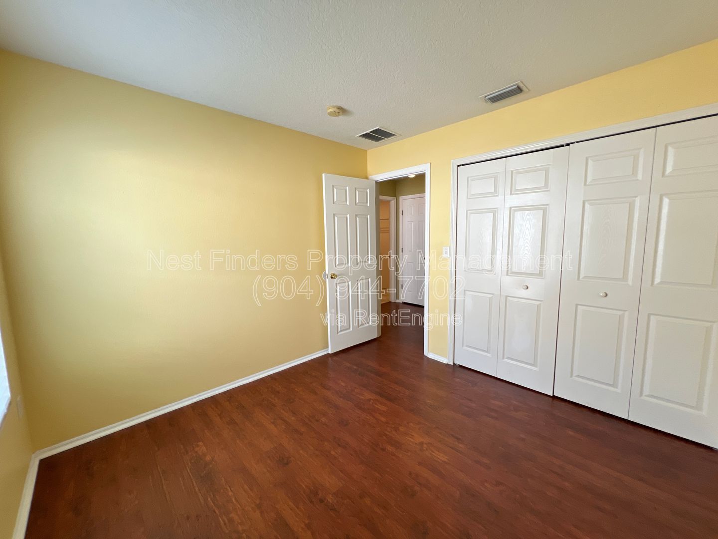 Waterfront home in desirable Waterleaf neighborhood with a great clubhouse pool and park! property image