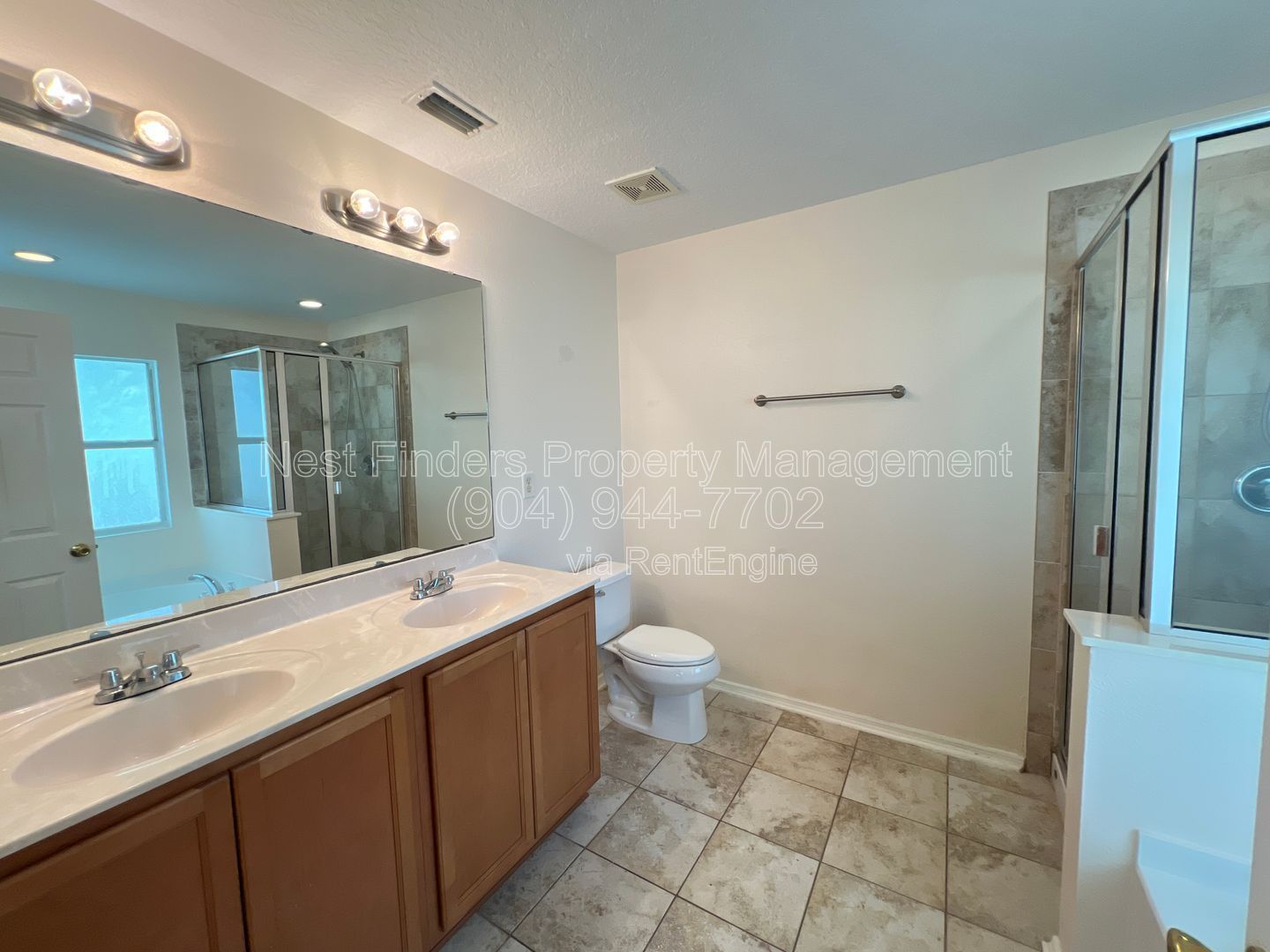 Waterfront home in desirable Waterleaf neighborhood with a great clubhouse pool and park! property image