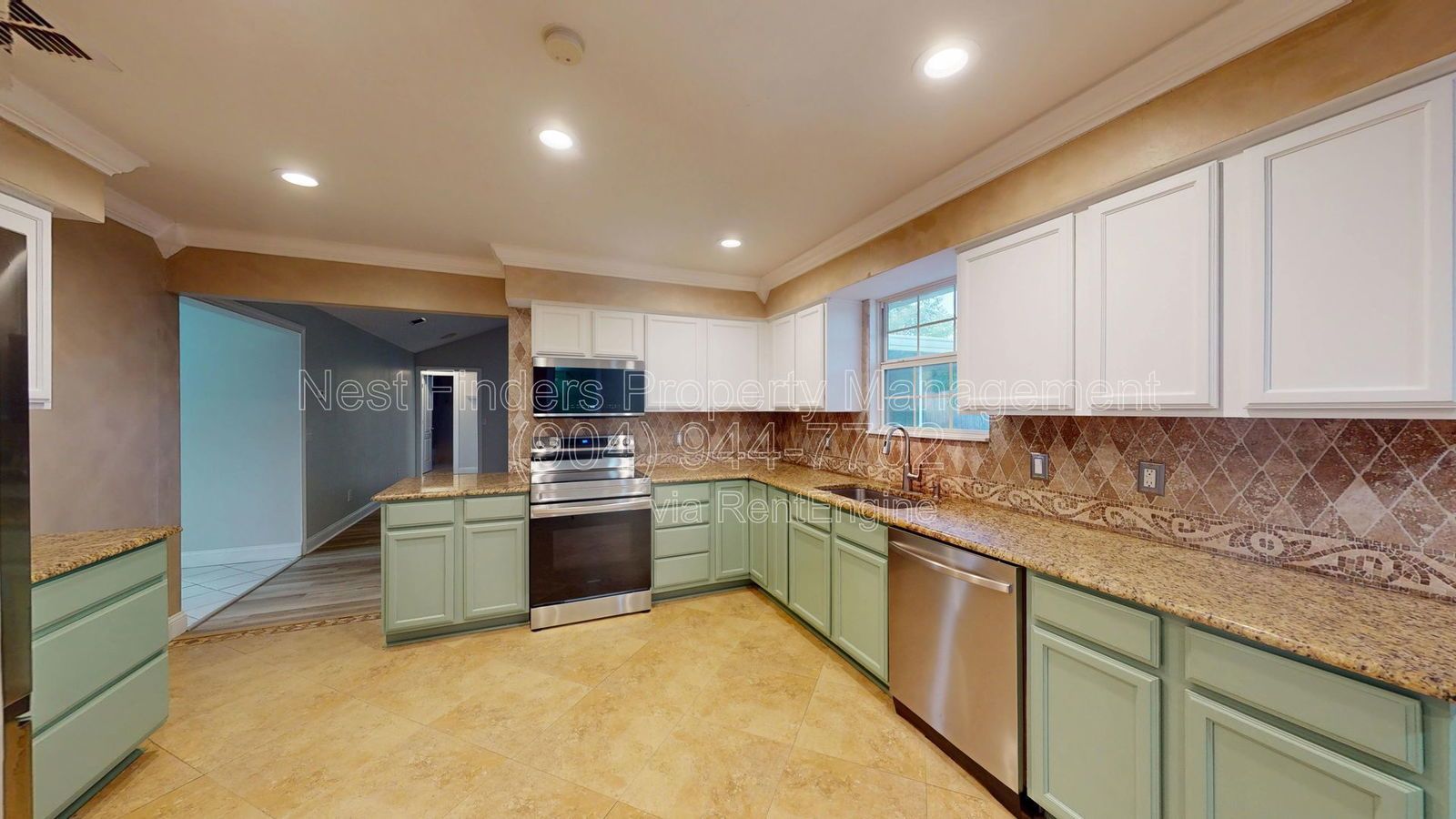Beautiful 3-bedroom, 2-bathroom home for rent in the heart of Mandarin! property image