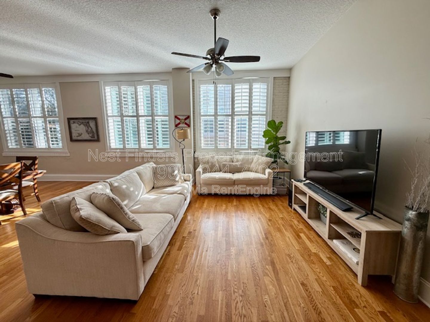 Charming 2 bedroom condo for rent in John Gorrie Condos! property image