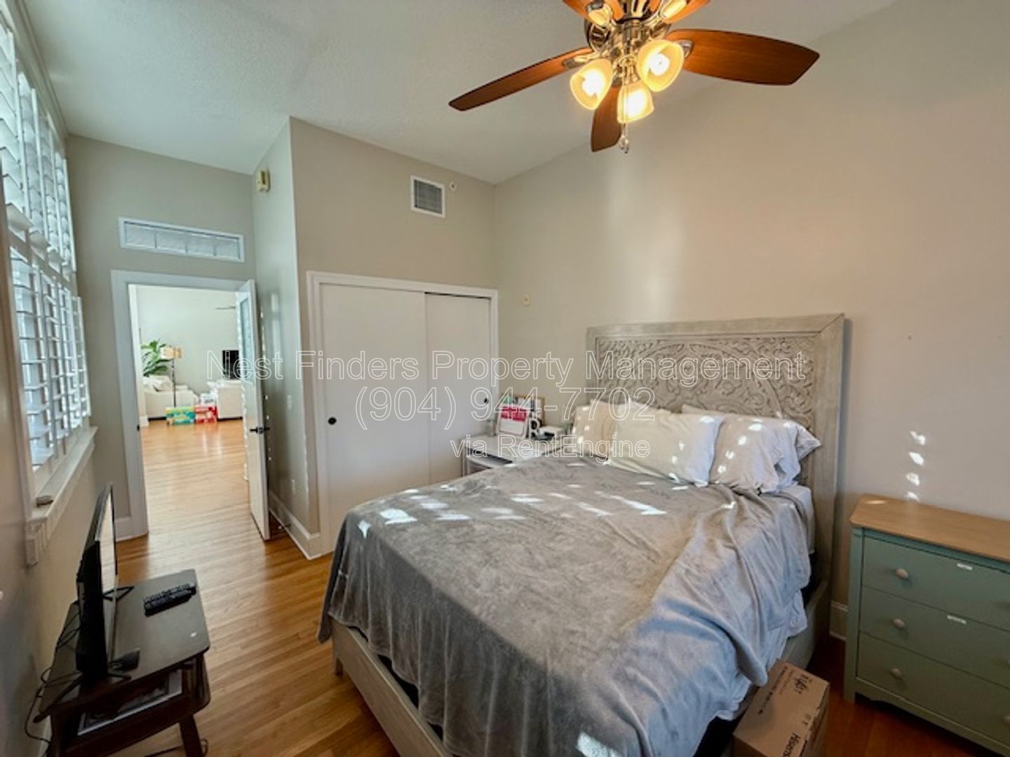 Charming 2 bedroom condo for rent in John Gorrie Condos! property image