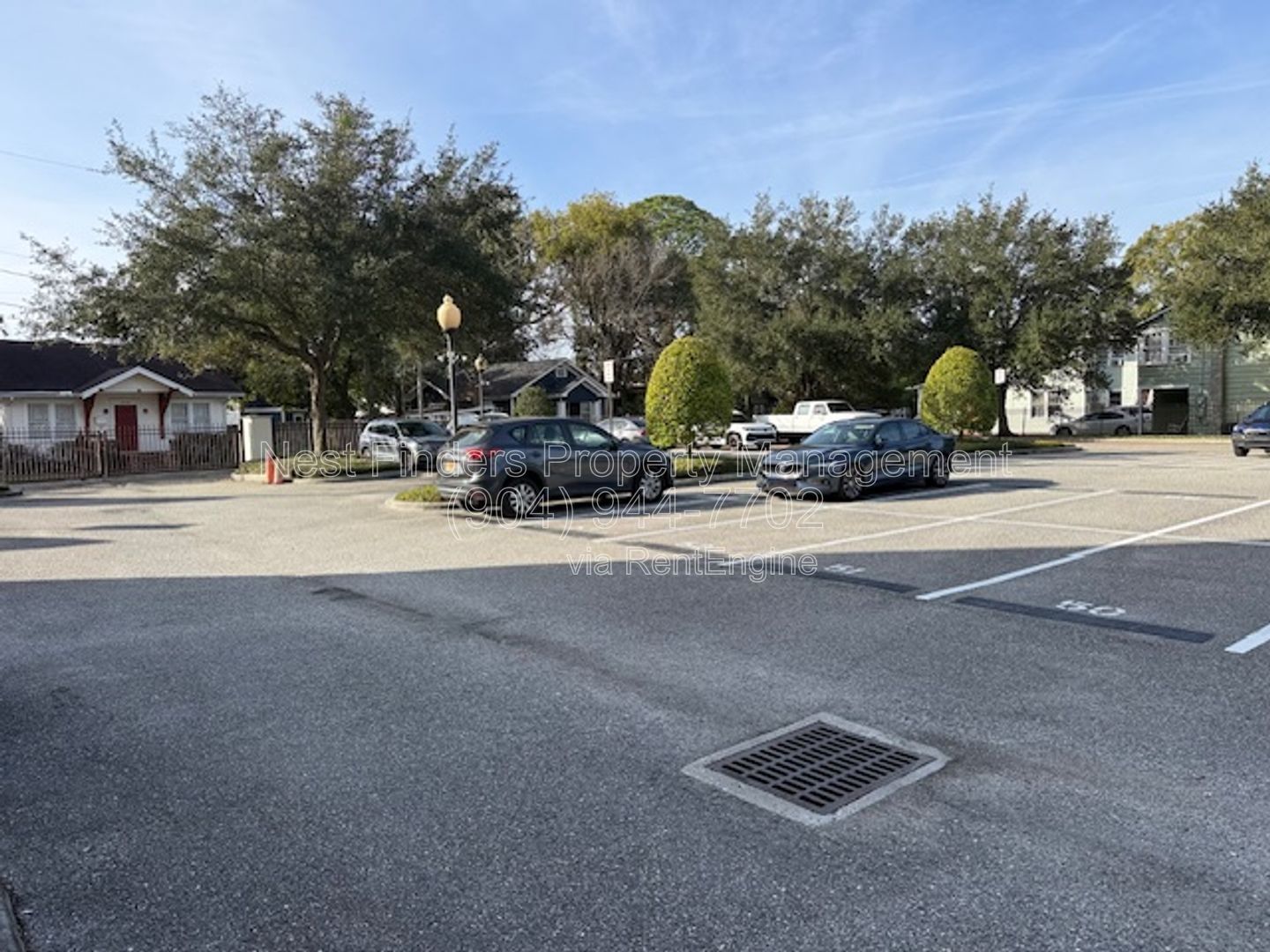 Charming 2 bedroom condo for rent in John Gorrie Condos! property image