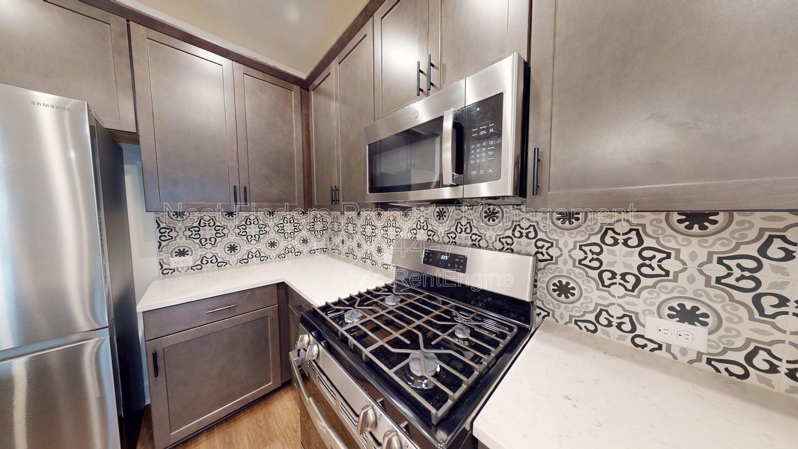 Stunning 2 bedroom townhome in eTown for rent! property image