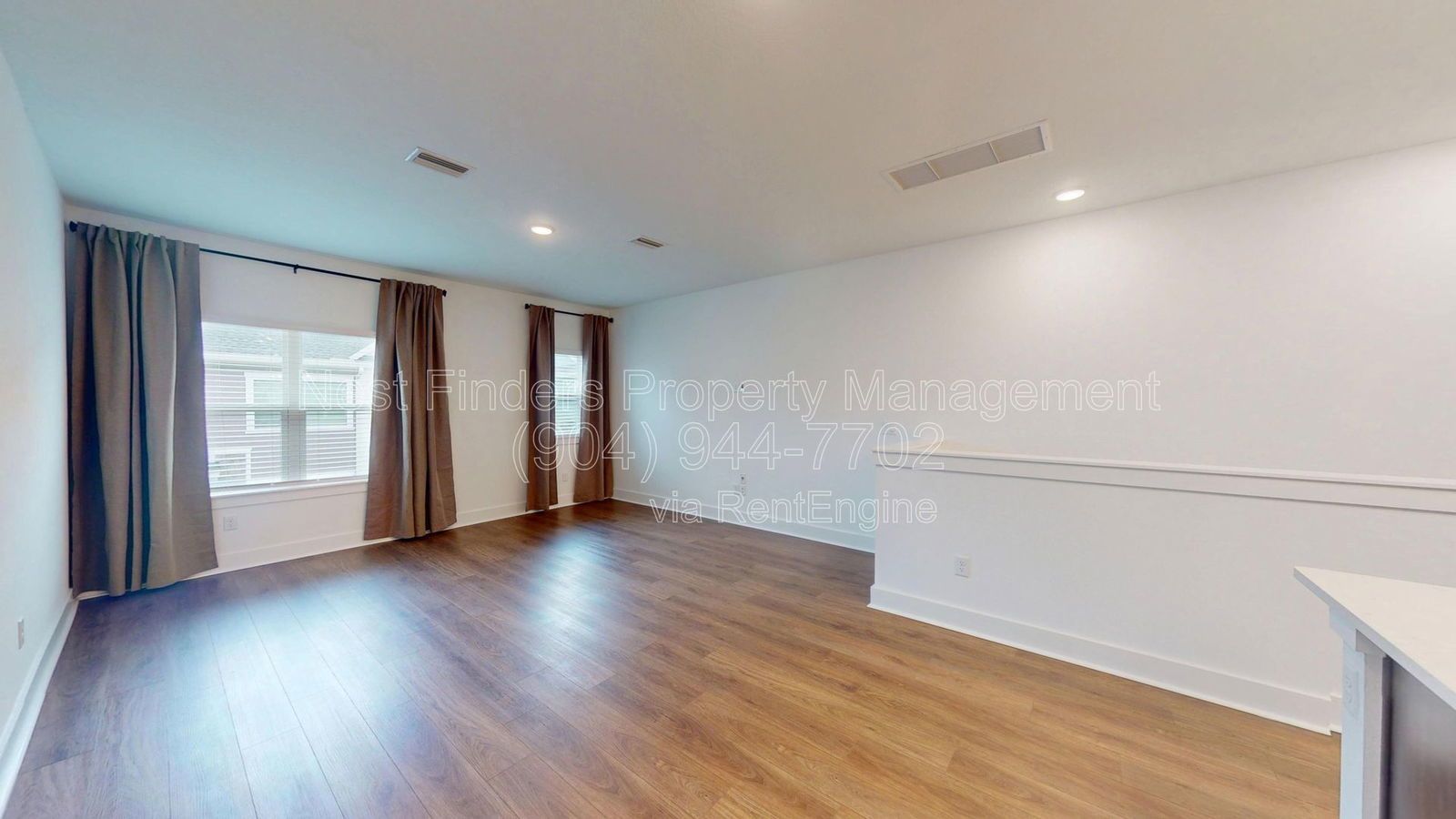 Stunning 2 bedroom townhome in eTown for rent! property image