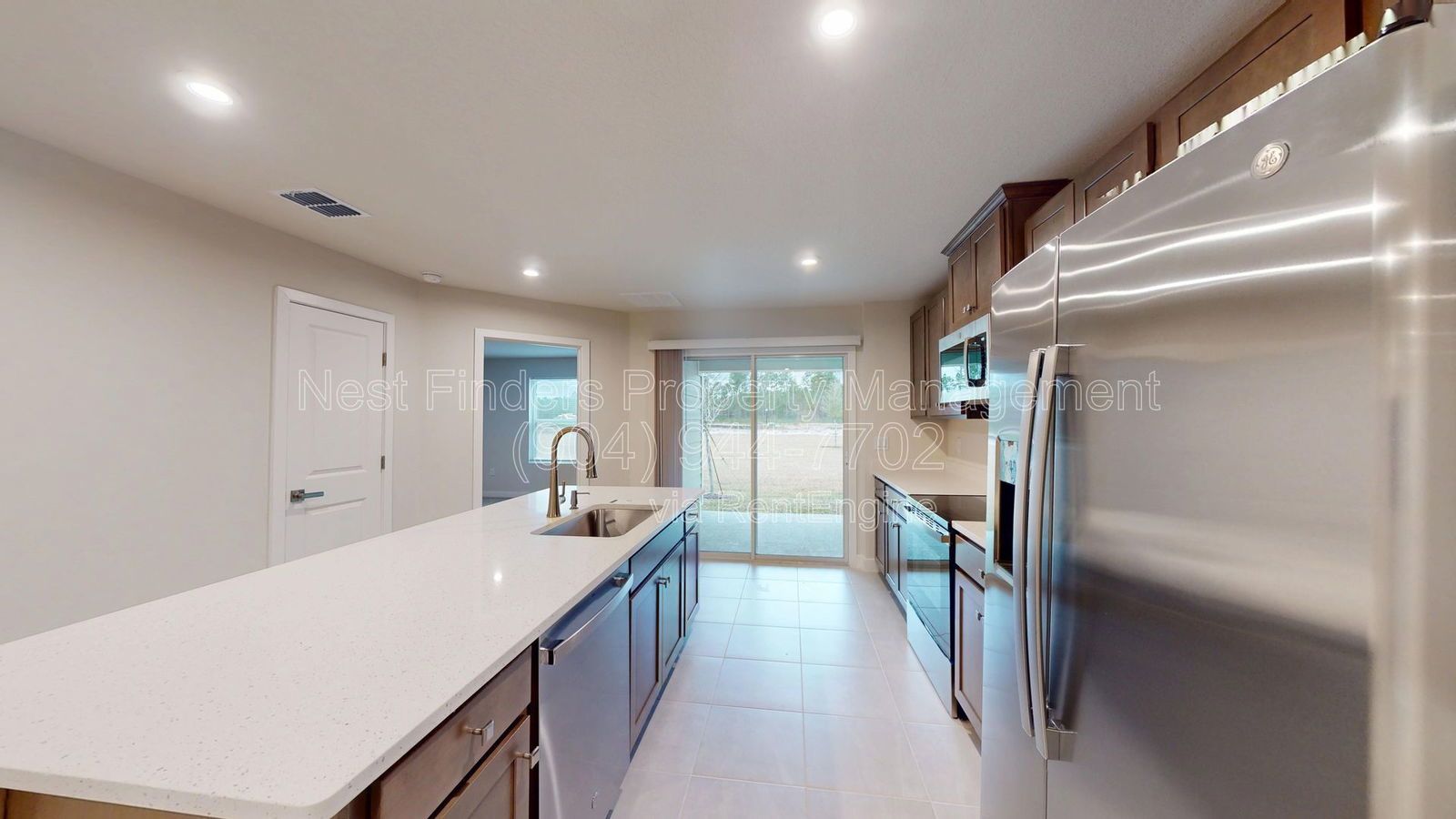 Beautiful, brand-new townhome for rent in Shearwater, property image