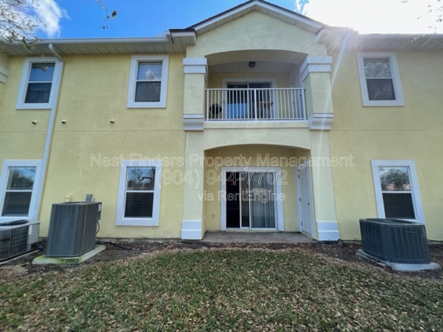 Step into luxury with this stunning 3-bedroom, 2-bathroom condo in Herons Landing. property image