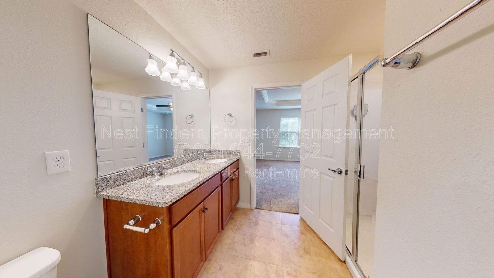 Beautiful Townhome in Bayberry ! property image