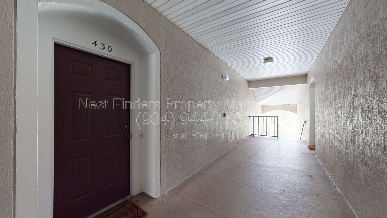 Lovely 3-bedroom, 2-bathroom condo available for rent in Overlook. property image