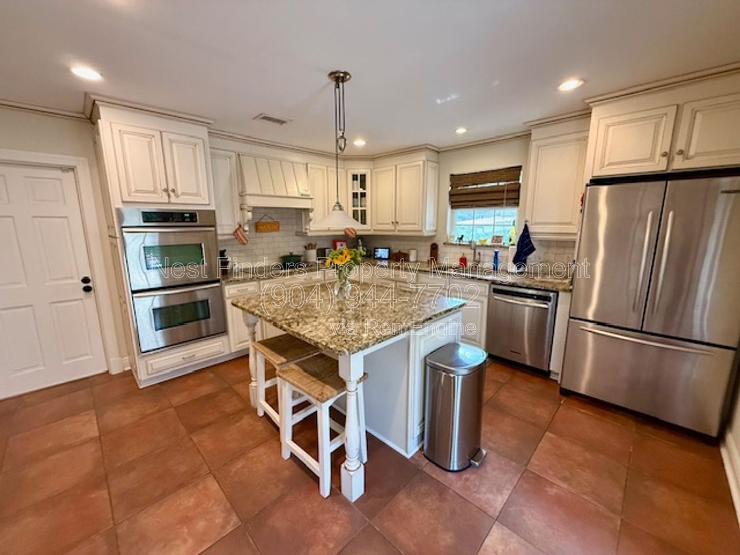 Beautiful 3-bedroom, 2-bathroom home for rent in the highly desirable San Marco area. property image