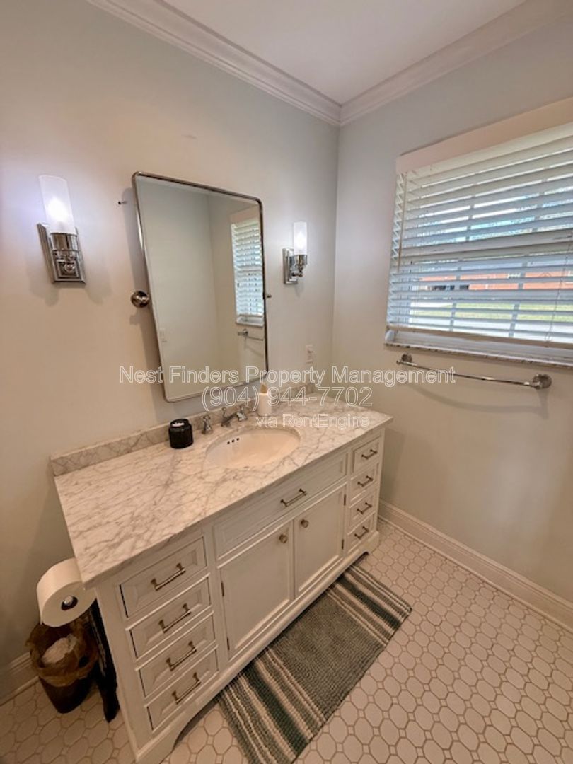 Beautiful 3-bedroom, 2-bathroom home for rent in the highly desirable San Marco area. property image