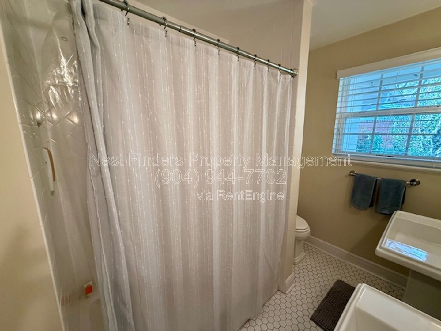 Beautiful 3-bedroom, 2-bathroom home for rent in the highly desirable San Marco area. property image