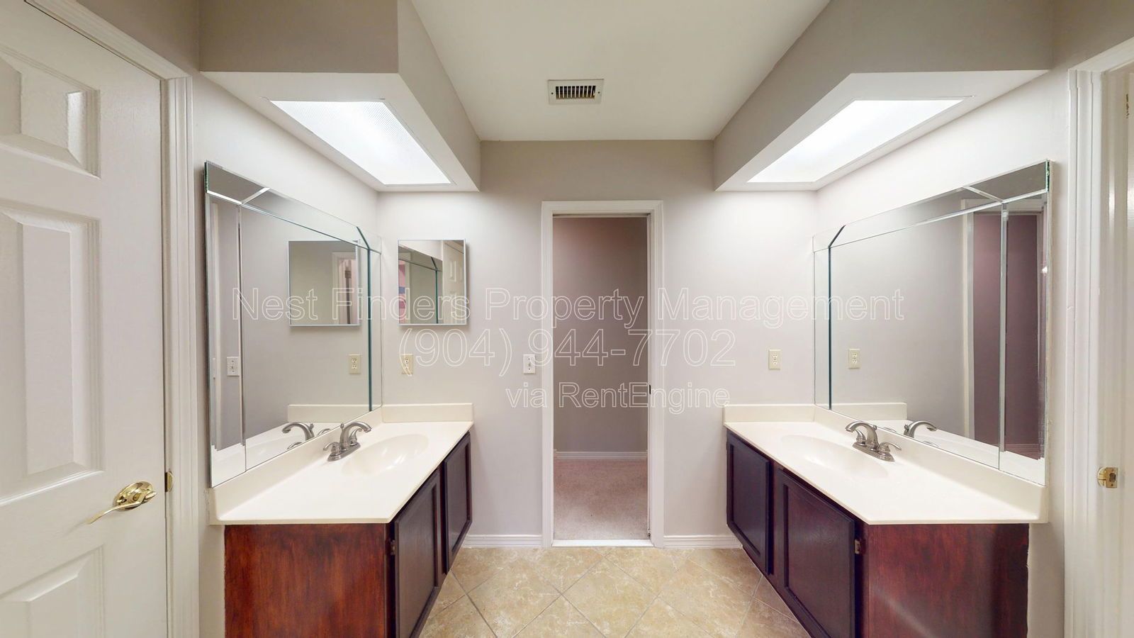 Beautifully maintained all-brick 4BR/2BA home in the heart of Mandarin! property image