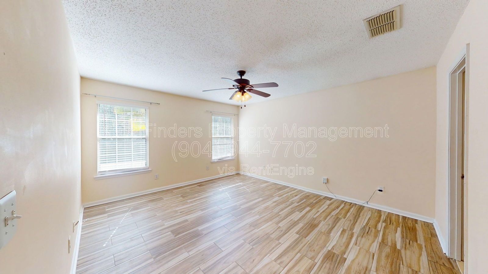 Beautiful 3-bedroom plus den/office, 2-bath home for rent in the heart of the Southside. property image