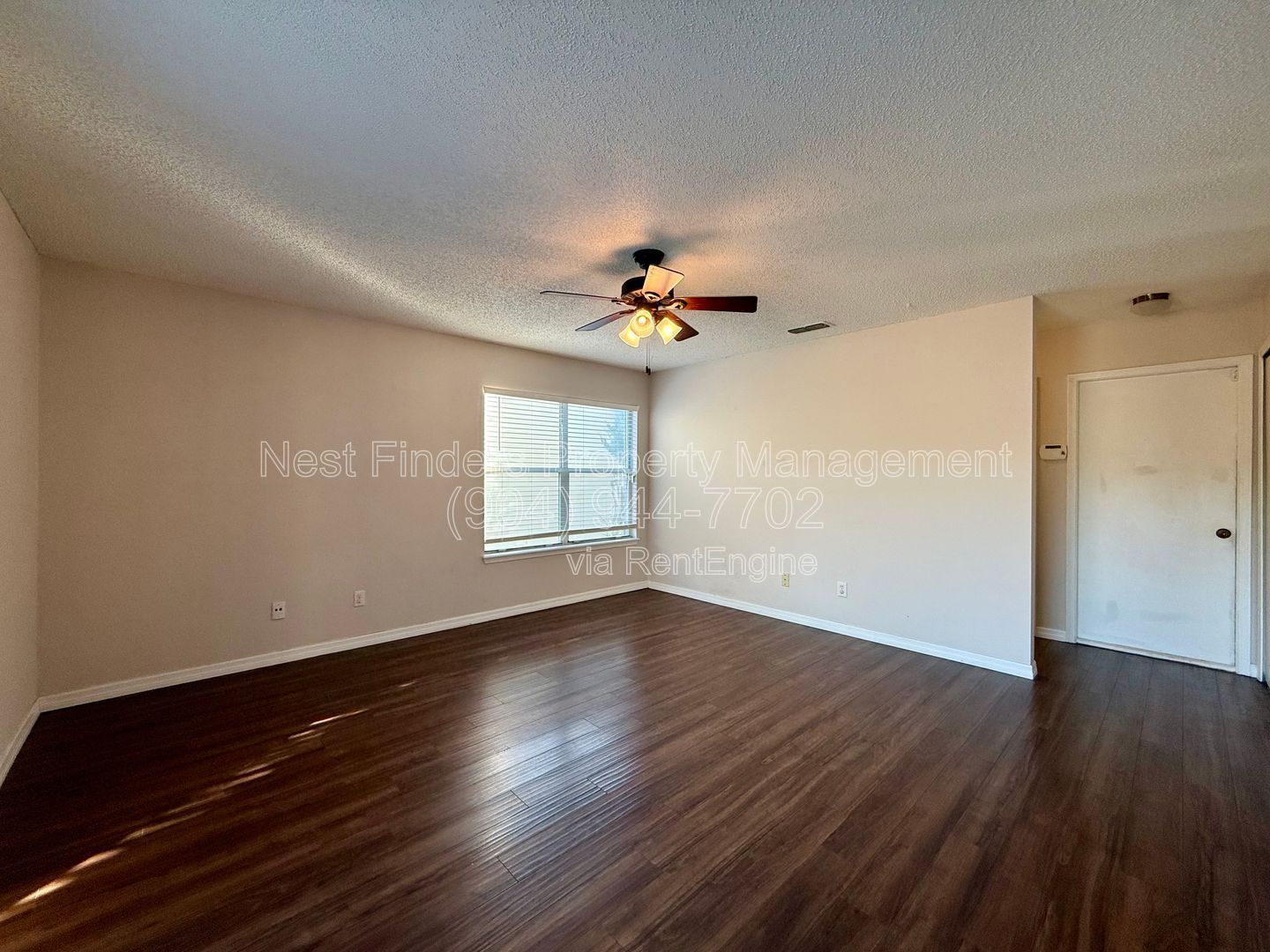 FULLY-FENCED + LARGE BAKCYARD, 3-bedroom, 2.5-bath home offering 1,701 square feet of comfortable living space property image