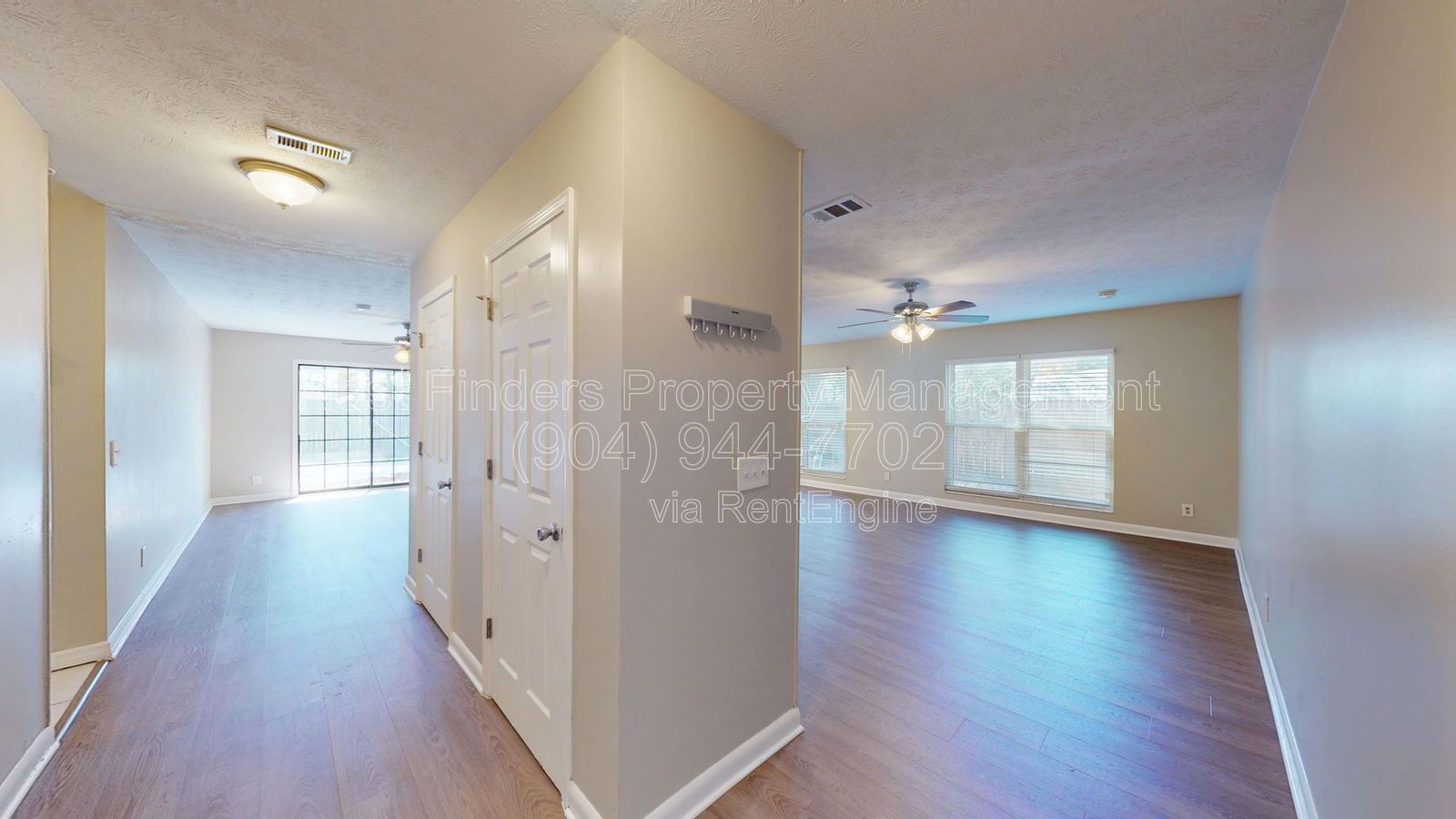 Nice three-bedroom, two-bath POOL HOME for rent in the heart of Mandarin property image