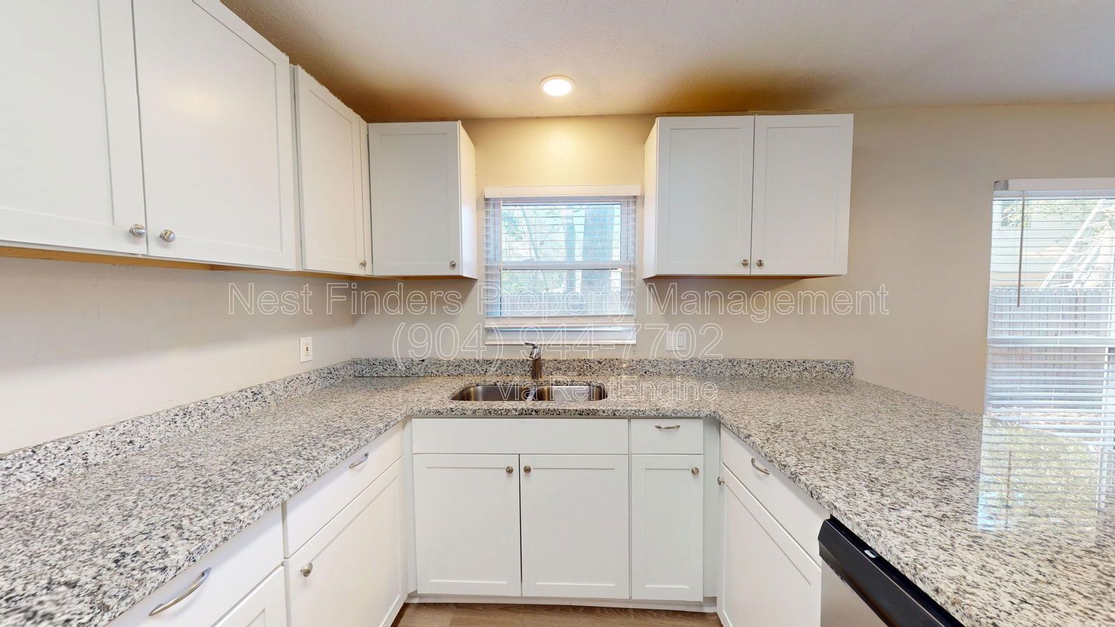 Nice three-bedroom, two-bath POOL HOME for rent in the heart of Mandarin property image