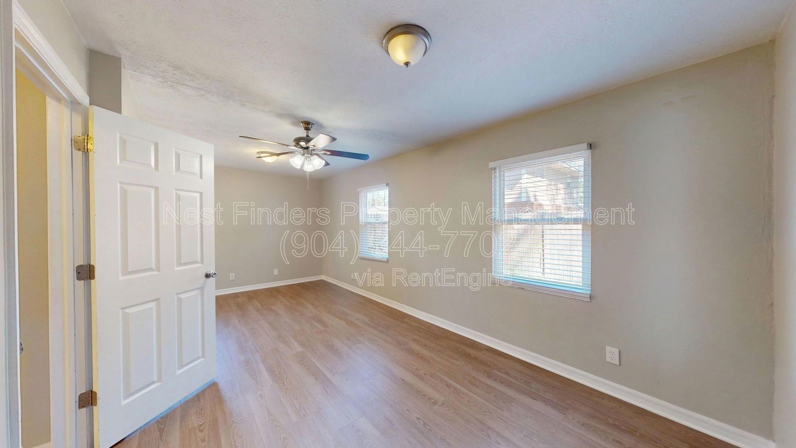 Nice three-bedroom, two-bath POOL HOME for rent in the heart of Mandarin property image