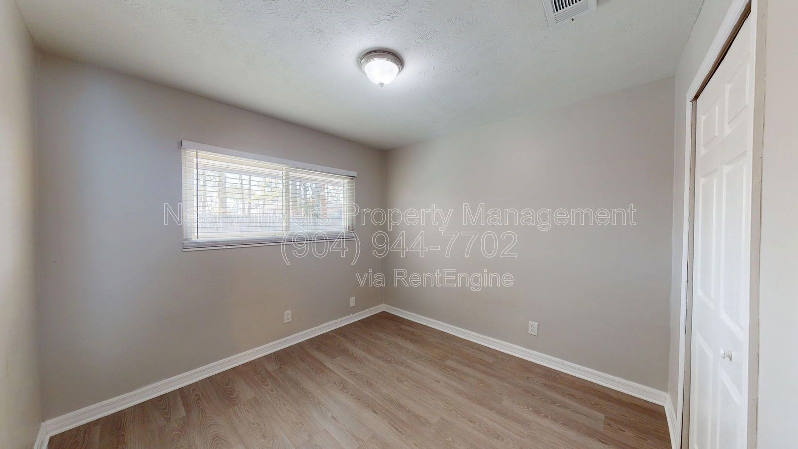 Nice three-bedroom, two-bath POOL HOME for rent in the heart of Mandarin property image