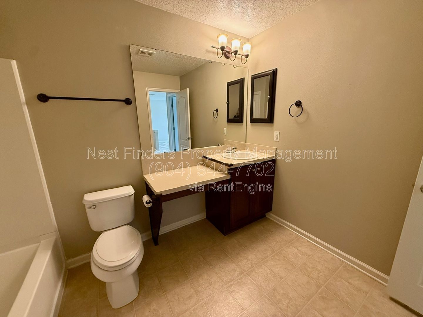 Stunning 3 bedroom, 2.5 bathroom home for rent in Mill Creek Landing in St Johns County! property image