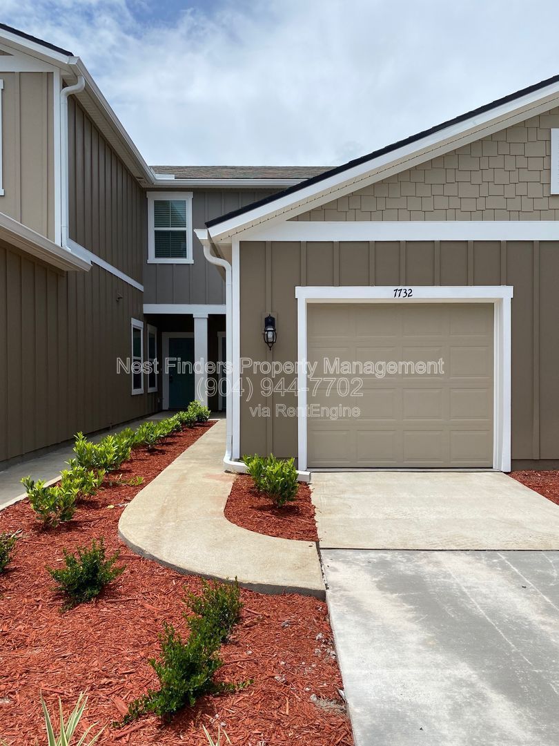 Beautiful townhome for rent in BayPointe North! property image